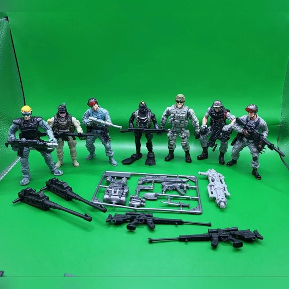 Other - Chap Mei Lanard Corps Soldier Force Military Army Men Lot w Weapons Guns